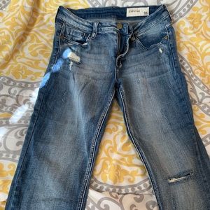 Distressed Skinny Jeans